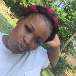 Meet your Posher, Tekela